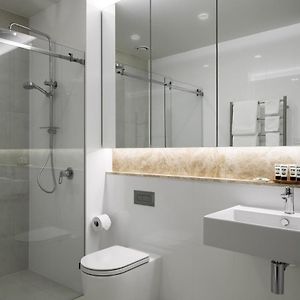 Knightsbridge Deluxe Room Limited service